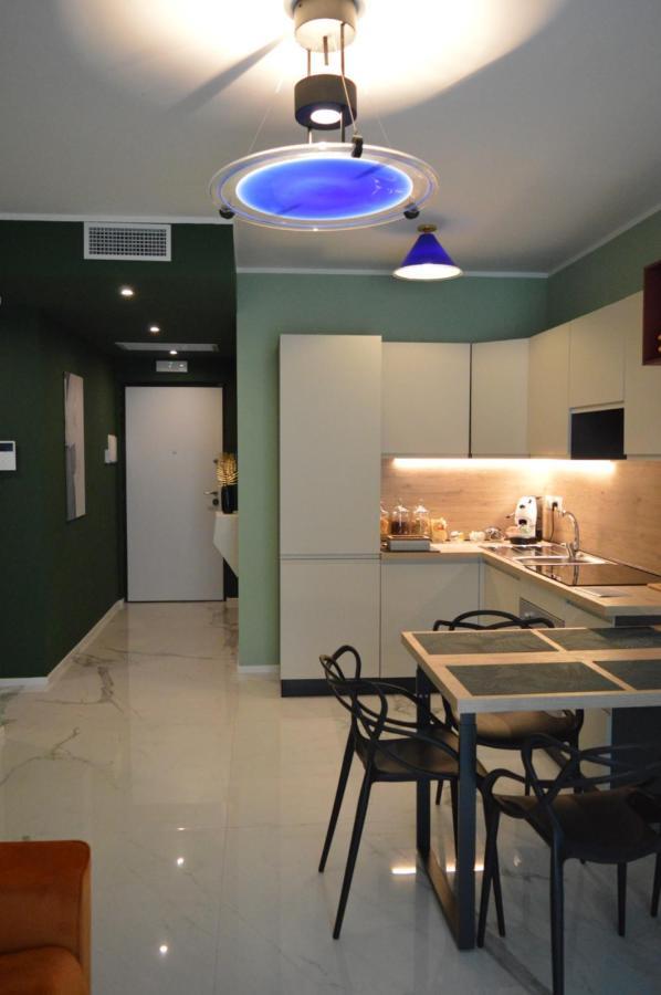 Dizeta Suite And Apartment Salerno Esterno foto