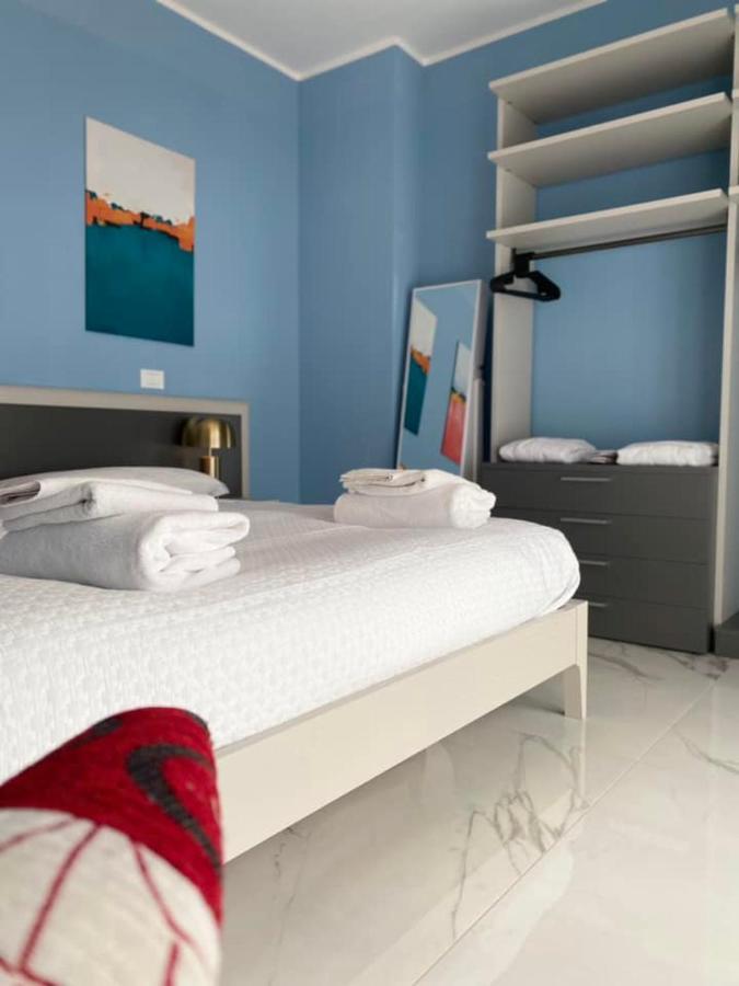 Dizeta Suite And Apartment Salerno Esterno foto