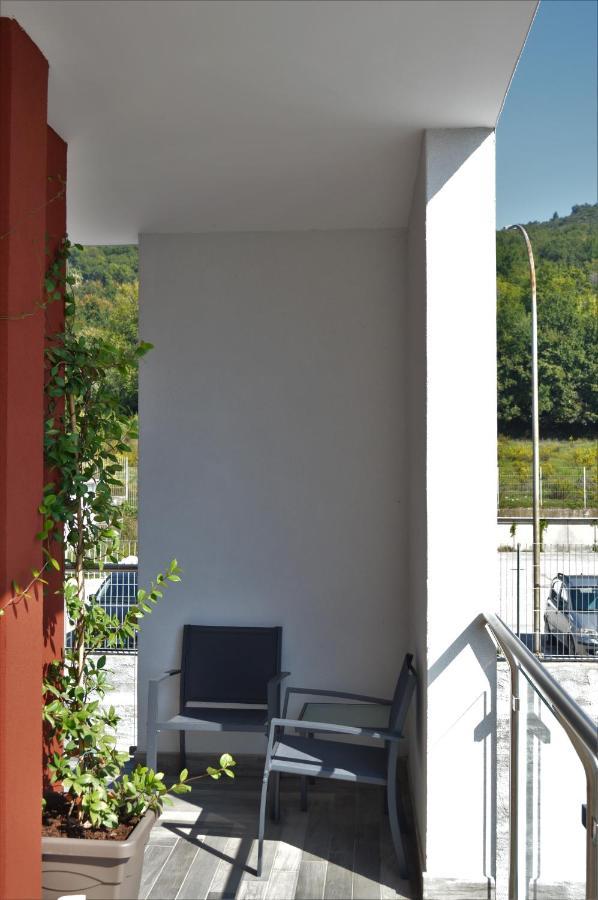 Dizeta Suite And Apartment Salerno Esterno foto